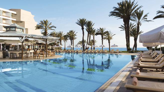 Pioneer Hotel Pafos 4*